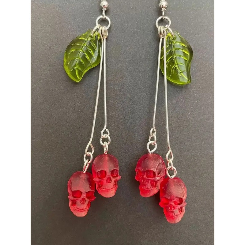 Gothic Skull Cherry Earrings f - Women'S Vampire Accessories 评论和价格