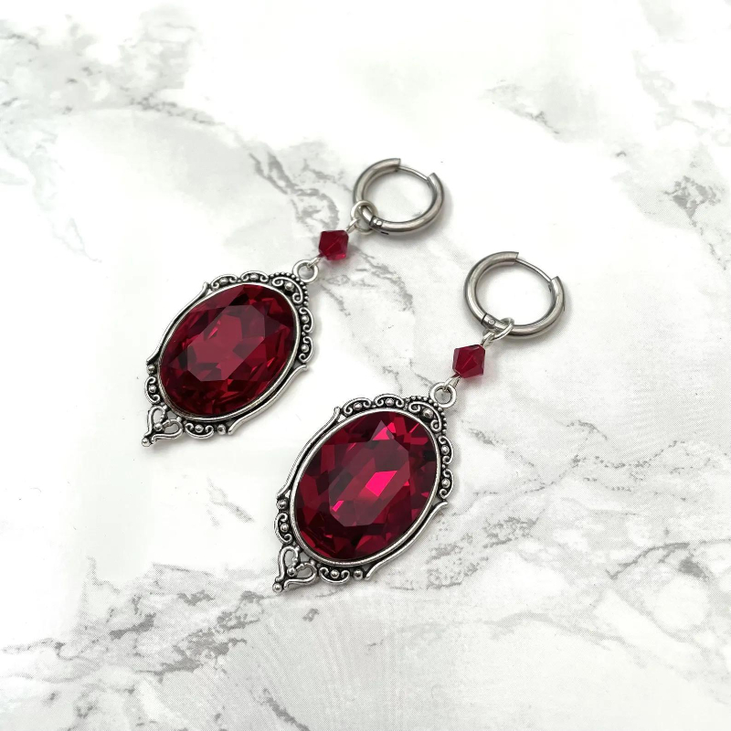 Vampire Cameo Earrings, Gothic - Women'S Vampire Accessories 评论和价格